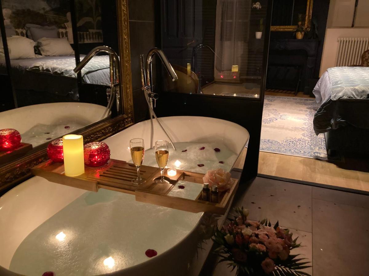 Domaine De Chalaniat Bed & Breakfast La Sauvetat  ภายนอก รูปภาพ